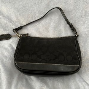 Vintage monogram coach signature demi wristlet